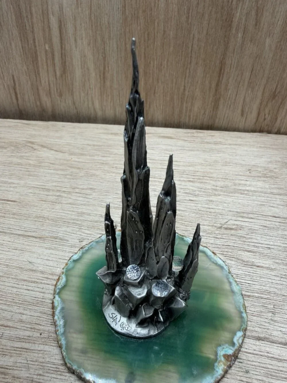 1983 Rawcliffe Pewter Lord of the Rings Castle W/ Five Crystals One Gem